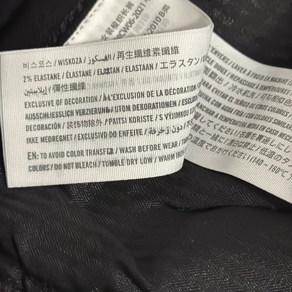 Hollister Black Bootcut Jeans Classic Style - Picture 7 of 7